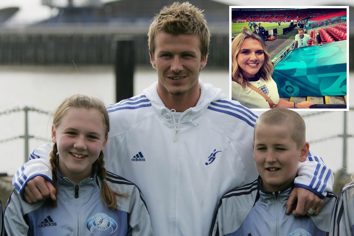 Cặp đôi chụp ảnh cùng David Beckham