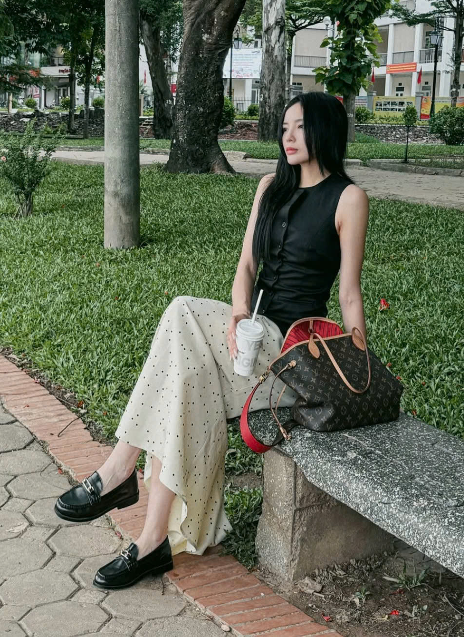   Hoa hậu Kỳ Duyên đăng tải hình ảnh đi chơi ở Hà Nội. Ảnh: IGNV  