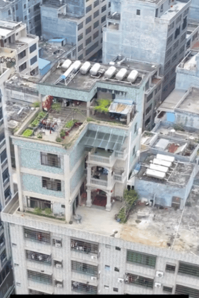 Pháp sư Trung Hoa lại ra tay: Xây biệt thự trên nóc sân thượng, ông trời nhìn cũng phải há hốc