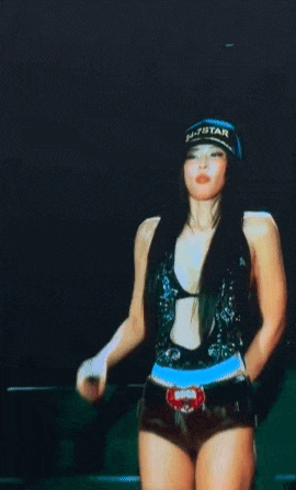 Jennie không cần làm gì nhiều vẫn viral vì nhan sắc