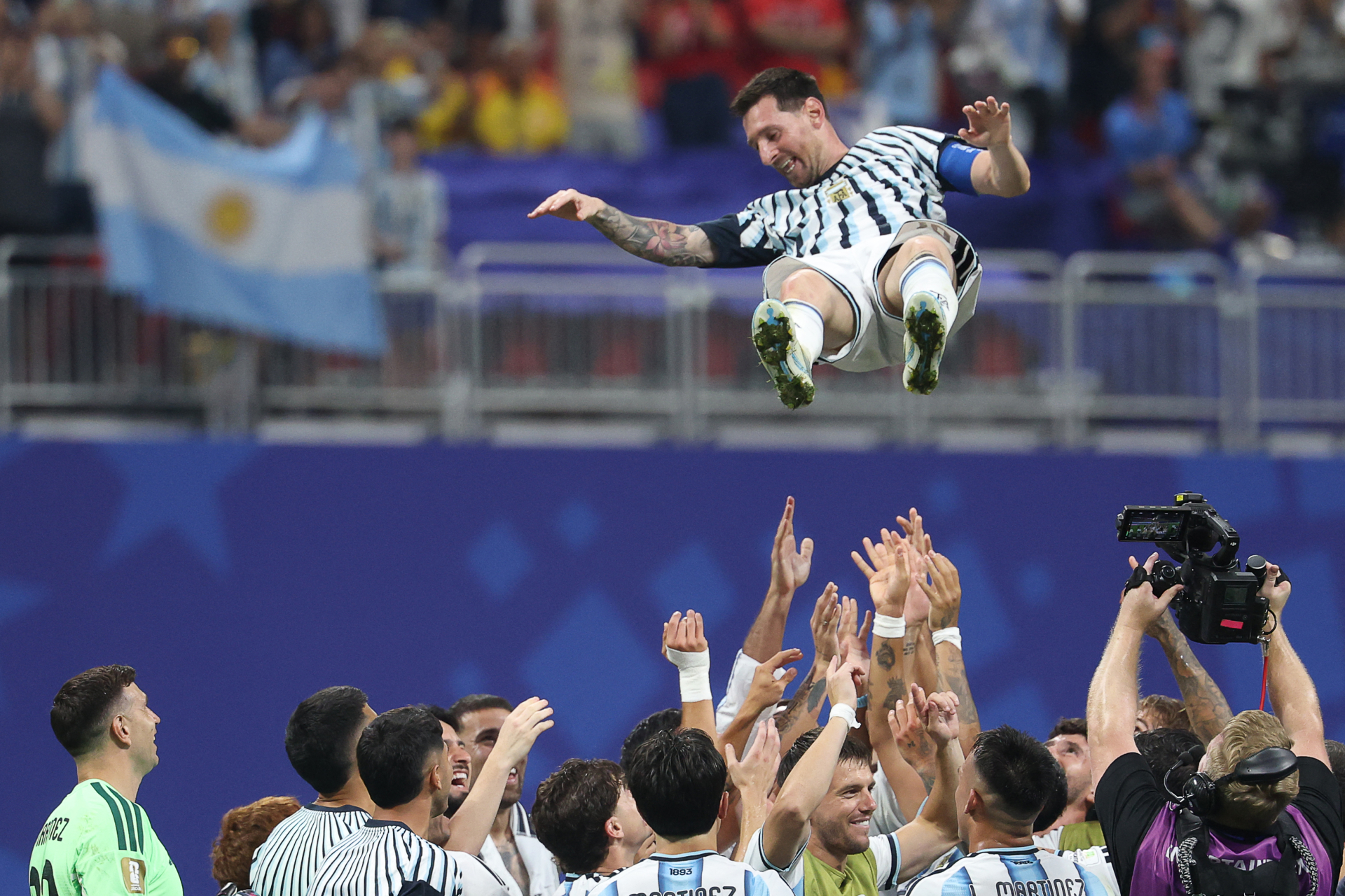 Argentina đã đi tiếp một cách 