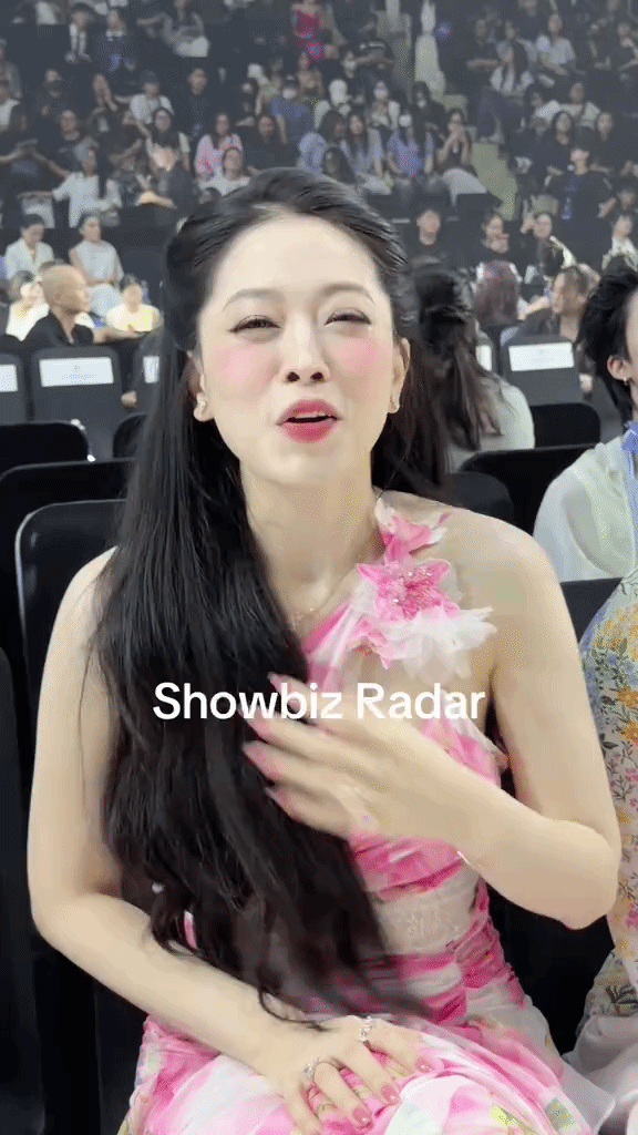 Mỹ nhân có làn da được vote “đẹp nhất showbiz”: Diện gì cũng sang thêm vài phần