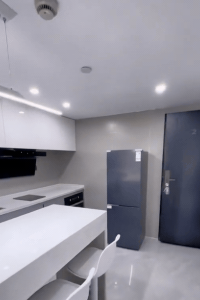 Nể pháp sư Trung Hoa: 1 toà nhà 3 vạn người sinh sống