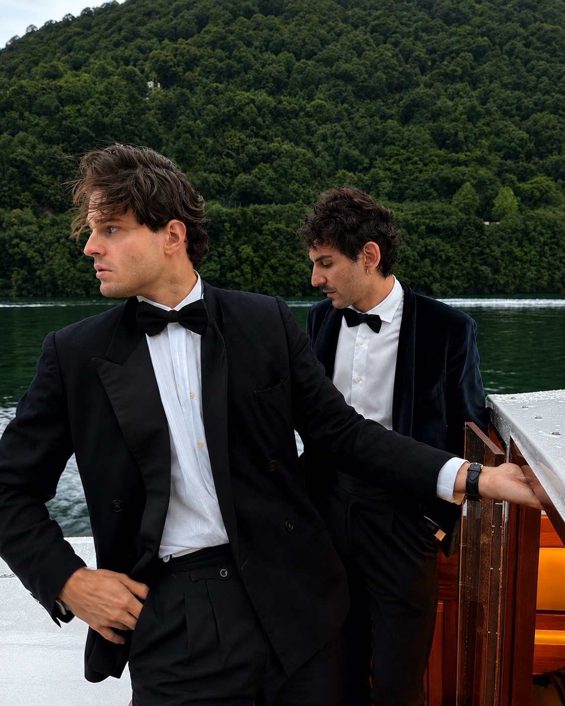 Bên trong “Câu lạc bộ Tuxedo