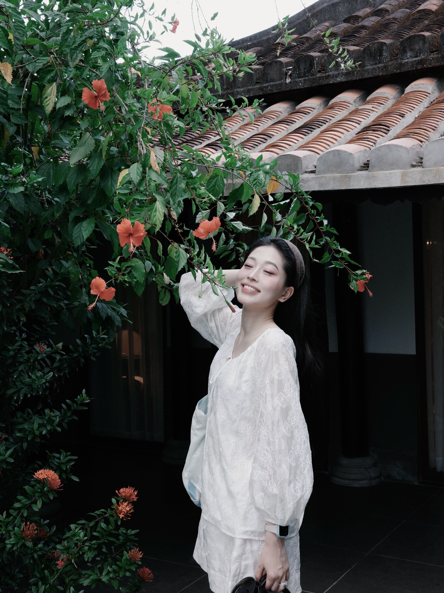 Mỹ nhân có làn da được vote “đẹp nhất showbiz”: Diện gì cũng sang thêm vài phần
