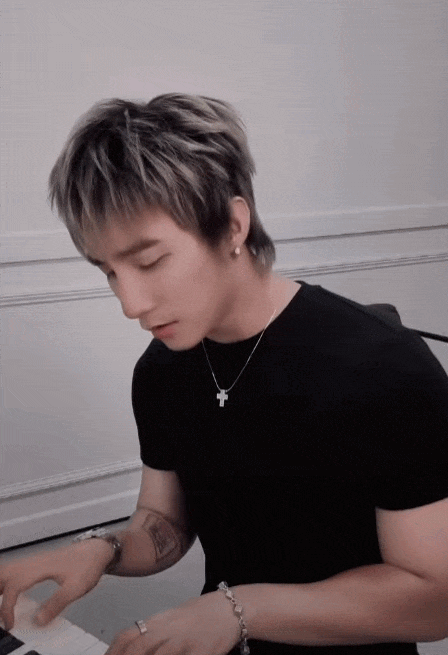 Ca khúc mới của Sơn Tùng M-TP