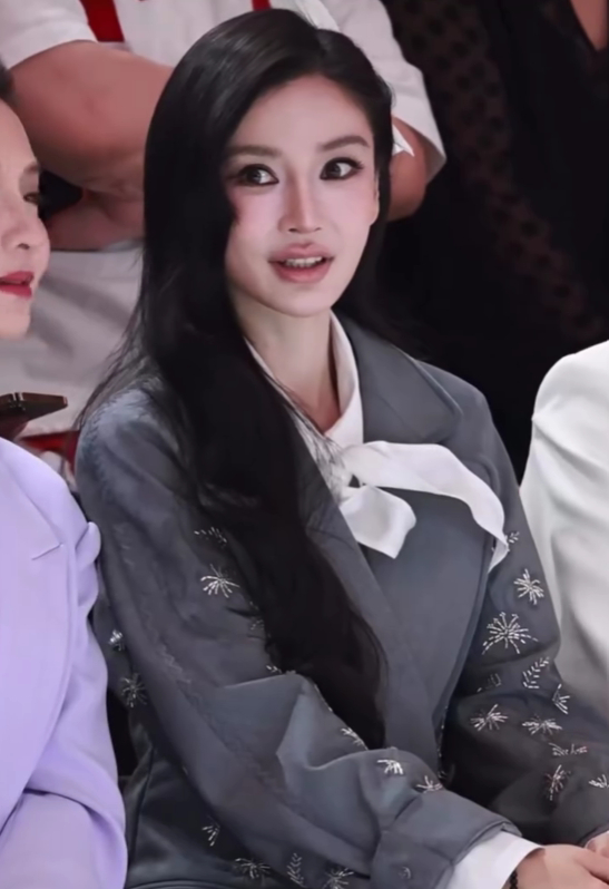 Không ai dám tin đây là Angelababy