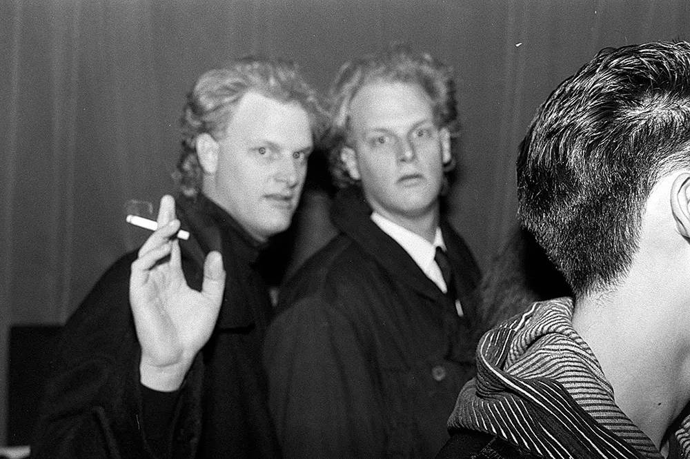 Richard và Robert Dupont tại hộp đêm Palladium ở thành phố New York vào tháng 2 năm 1987 (Ảnh: Thomas Iannaccone/Walter Thomas/WWD/Penske Media/Getty Images)
