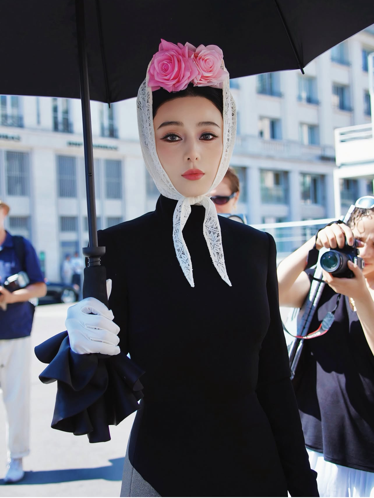  Mỹ nhân sinh năm 1981 tại show Viktor&Rolf.