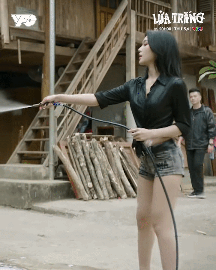 Mỹ nhân trong phim hình sự giờ vàng được khen 'hay ngay từ tập 1': Cảnh rửa xe khiến triệu người mê mẩn, sắc vóc không thua gì Hoa hậu