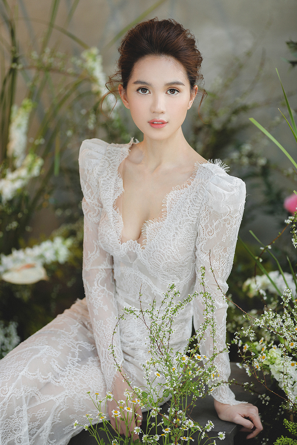 Cô cũng từng khẳng định nếu một ngày quyết định lên xe hoa thì đó sẽ là lựa chọn đến từ cảm xúc, chứ không phải vì danh tiếng, vật chất hay bất kỳ sự thúc ép nào. Ảnh: FBNV
