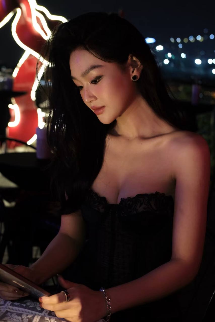 Mỹ nhân trong phim hình sự giờ vàng được khen
