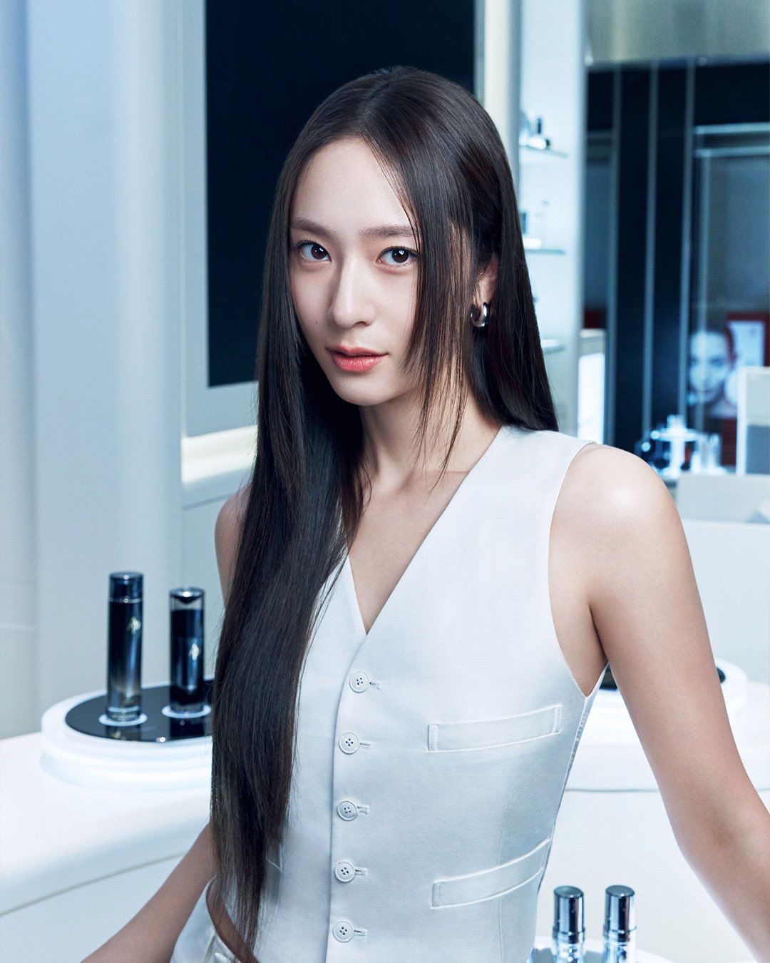 Nữ ca sĩ 14 tuổi đi hát được gọi