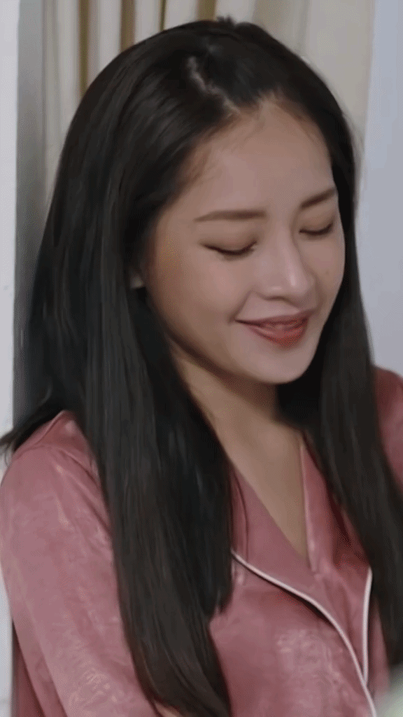 24 giây lý giải vì sao đây là nữ diễn viên đông fan nhất Việt Nam: Visual hoàn hảo không lệch một ly