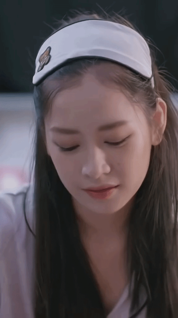 24 giây lý giải vì sao đây là nữ diễn viên đông fan nhất Việt Nam: Visual hoàn hảo không lệch một ly