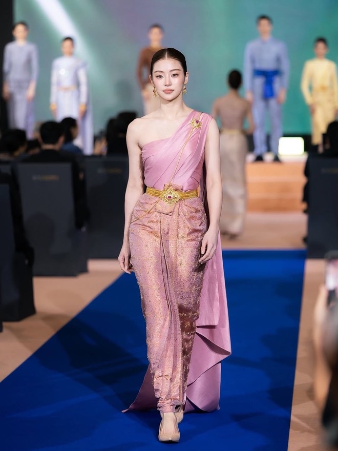 Tiểu thư Thái Lan mang vẻ đẹp