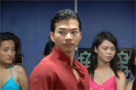 Nam diễn viên Việt duy nhất tự đề xuất cắt vai của chính mình, biến mất khỏi màn ảnh suốt 8 năm giờ ra sao?