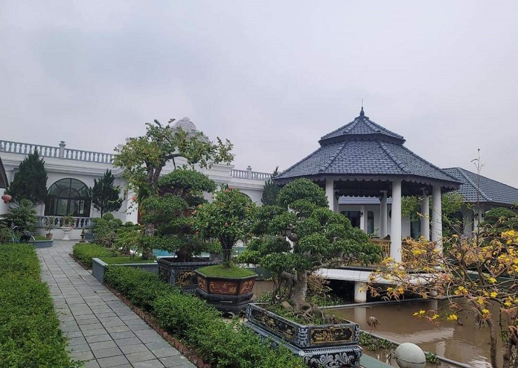 Khu nhà thủy tạ.