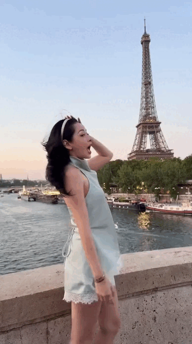 Chi Pu ở Paris mặc đẹp không trượt look nào, diện toàn hot trend của năm