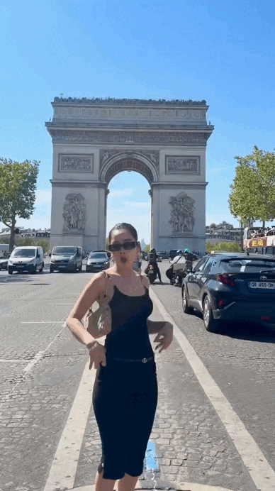 Chi Pu ở Paris mặc đẹp không trượt look nào, diện toàn hot trend của năm