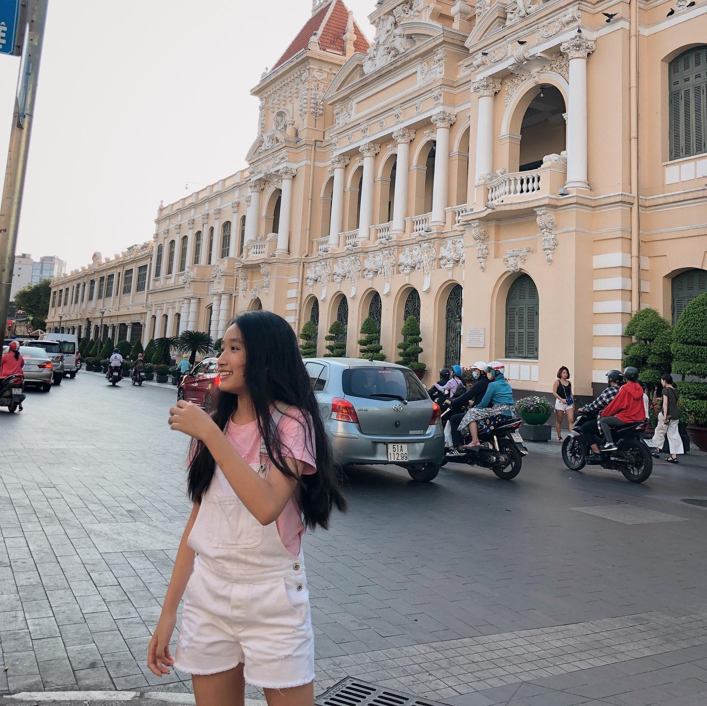Tuổi 20 của richkid Jenny Huỳnh: Visual ngày càng
