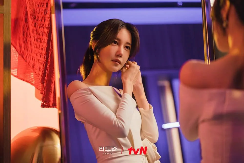 Vẻ đẹp sang trọng, thanh tao từng để lại nhiều dấu ấn của Lee Ji Ah.