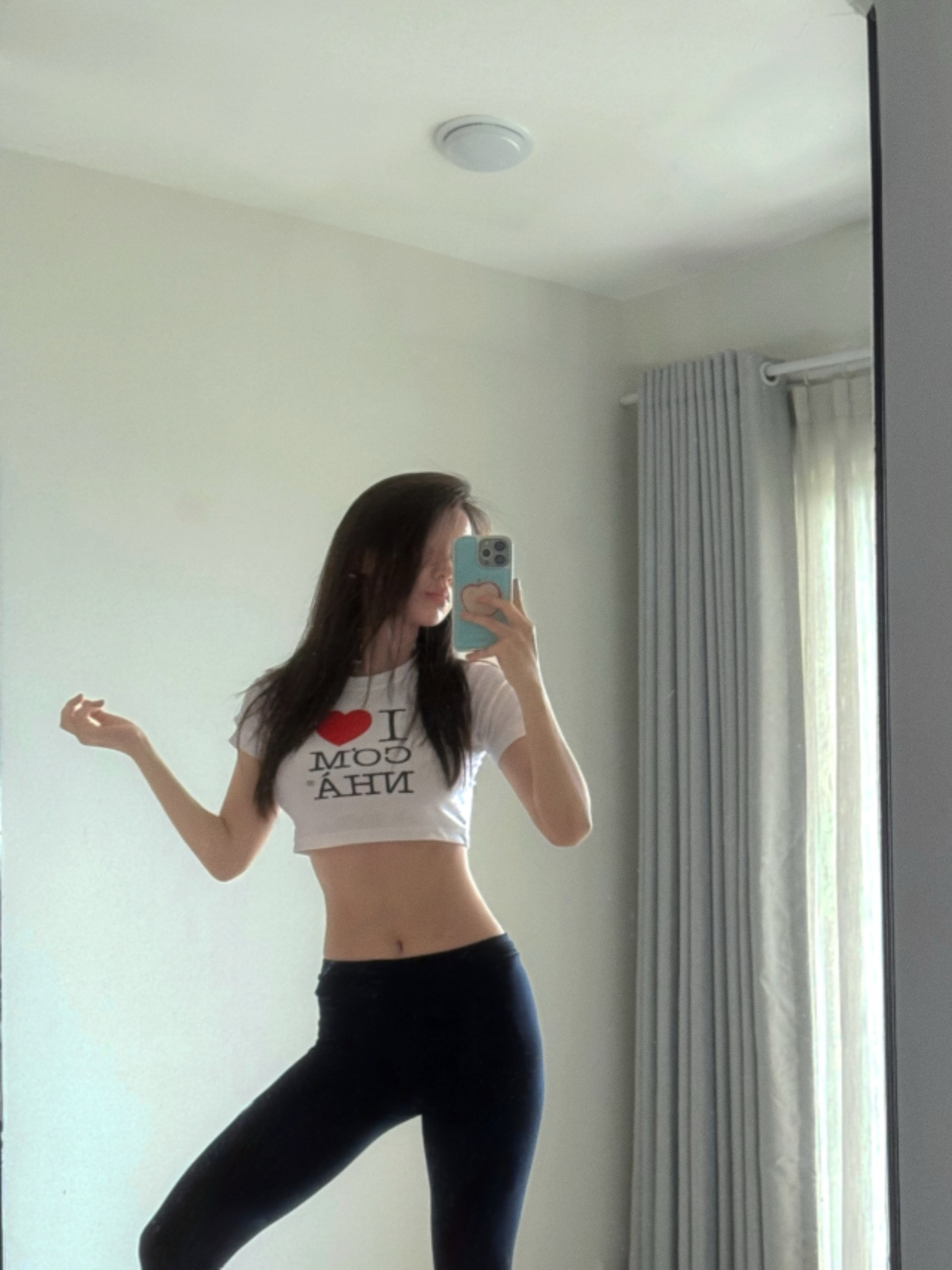 Mỹ nhân showbiz hậu giảm 8kg: Nhan sắc thăng hạng phi mã, giờ mặc gì cũng được khen xinh