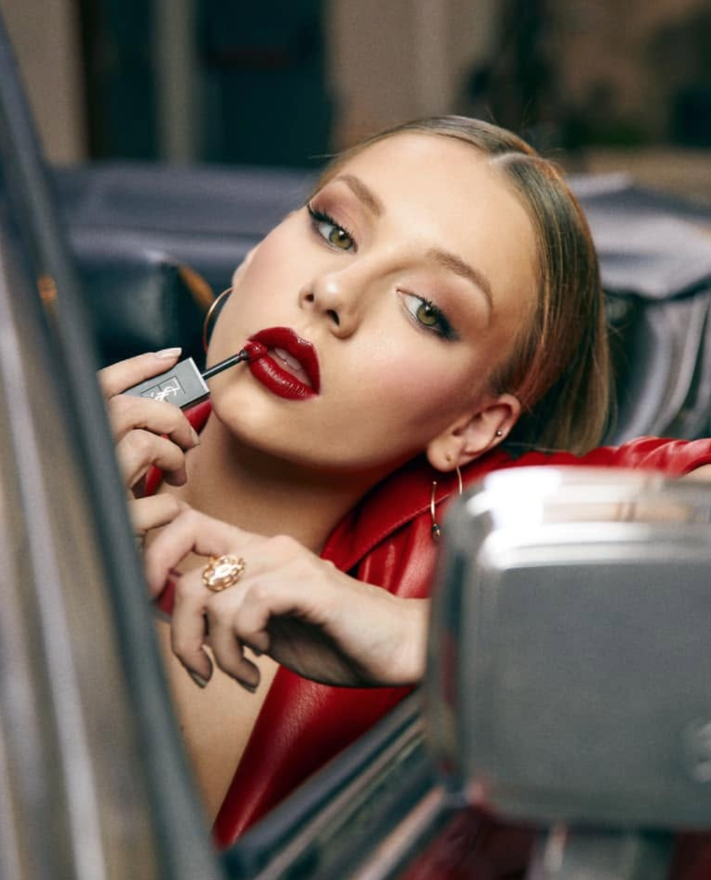  Mỹ nhân 2K cũng xuất hiện trên campaign của YSL Beauty...