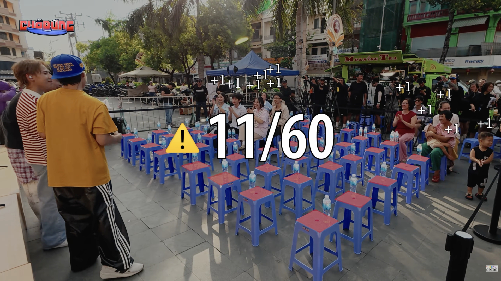 11 khán giả ở concert đầu tiên của Duniverse