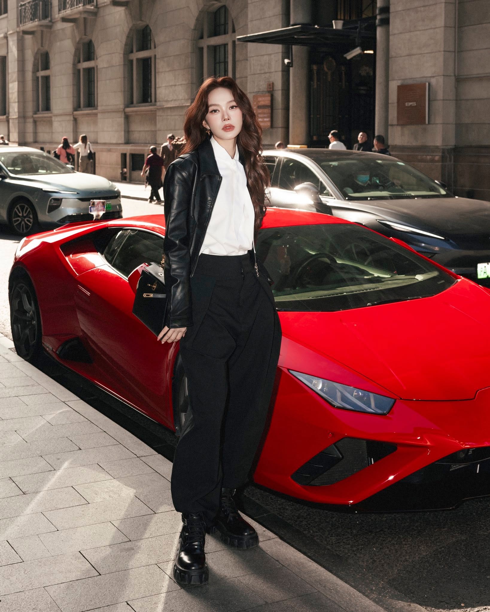 Minh Hằng sở hữu nhiều bất động sản giá trị, ở các khu vực đắt đỏ. Ảnh: FBNV