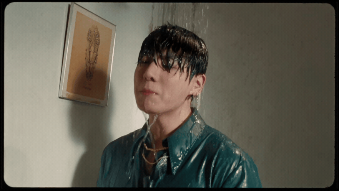 BTS không bình thường