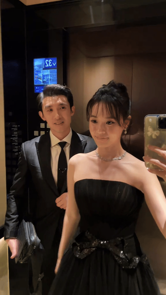 Minh Đạt thường xuất hiện trong các clip TikTok của vợ, thoải mái quay clip đu trend