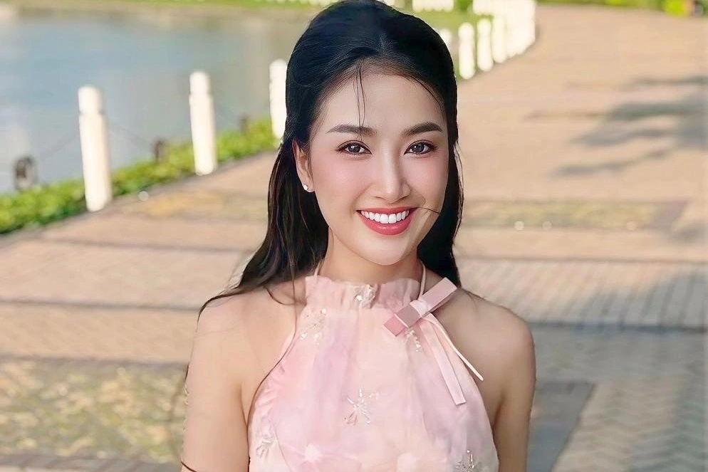 Mỹ nhân Việt nhiều vô kể nhưng trẻ mãi thế này thì quá hiếm: Mặt sáng dáng xinh, nói 42 tuổi không ai tin