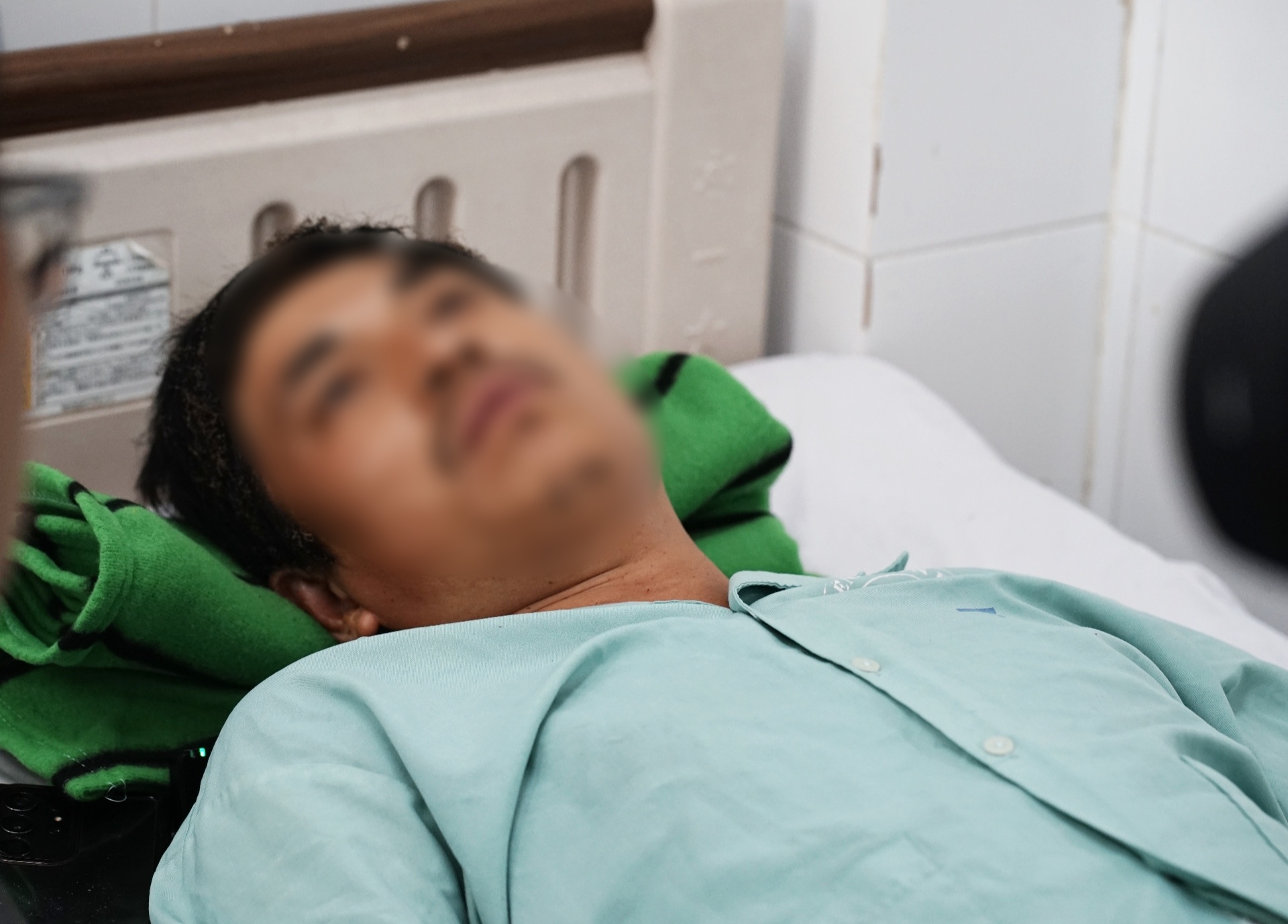Anh Nguyễn Văn Thông (quê Ninh Thuận) vẫn chưa hết bàng hoàng sau vụ cháy xe khách giường nằm