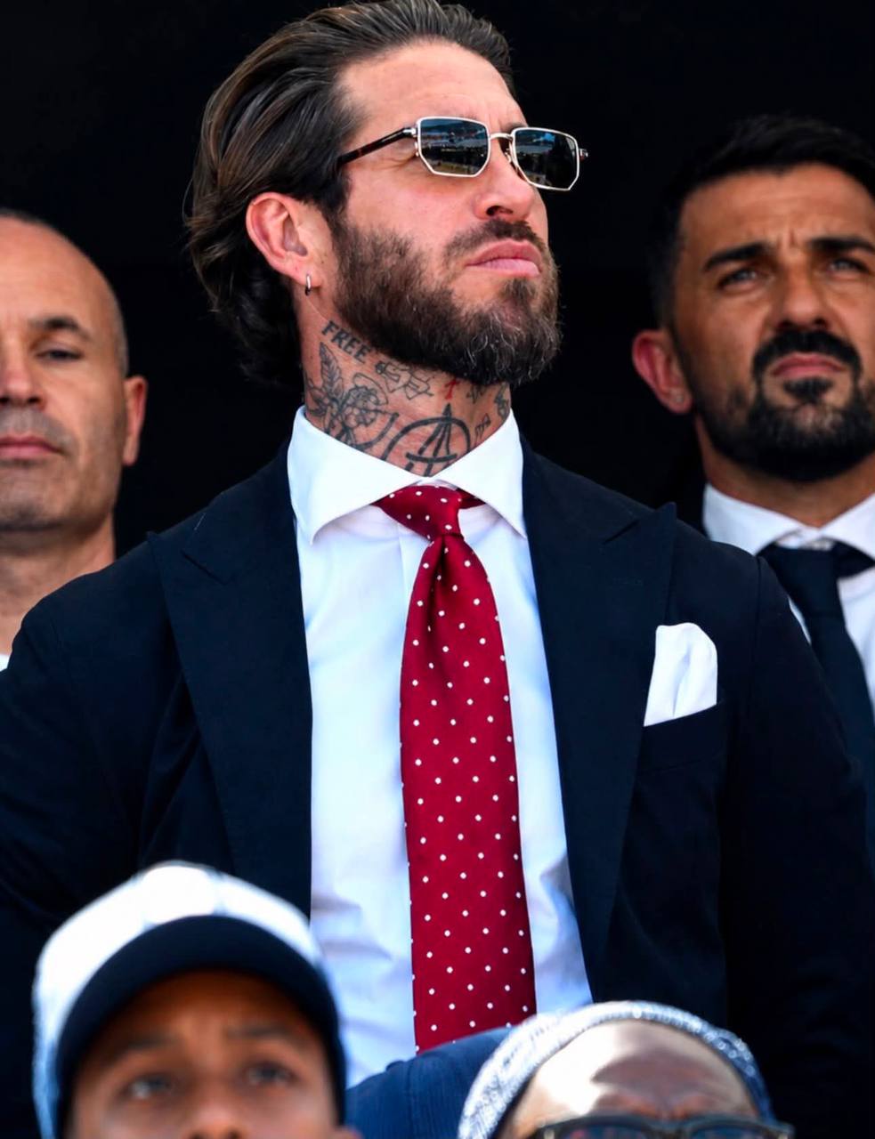 Ferrari cũ vẫn là Ferrari, Sergio Ramos có 40 tuổi vẫn nét