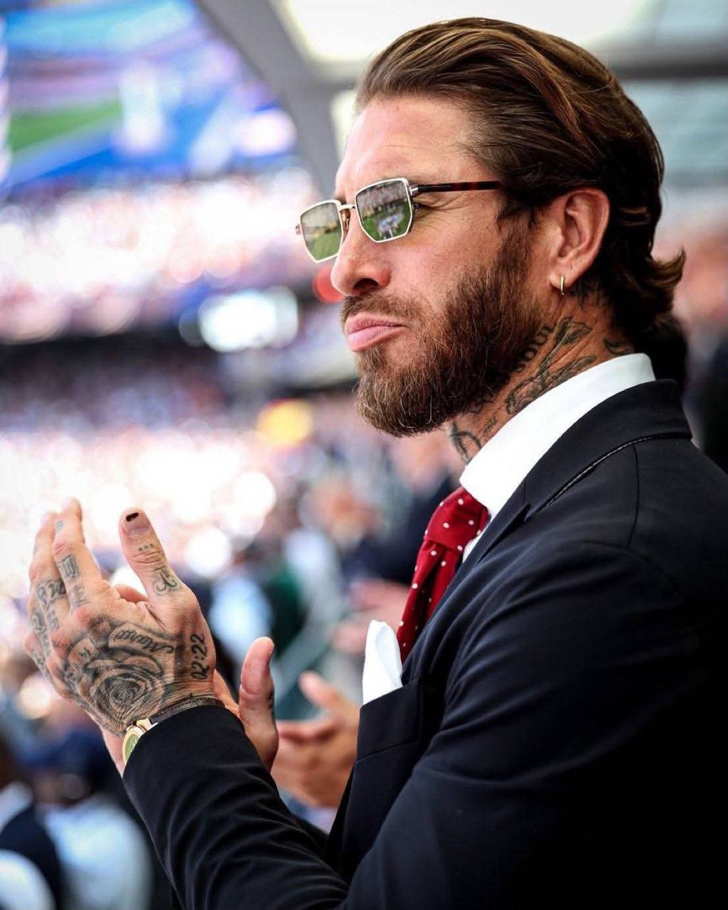 Ferrari cũ vẫn là Ferrari, Sergio Ramos có 40 tuổi vẫn nét