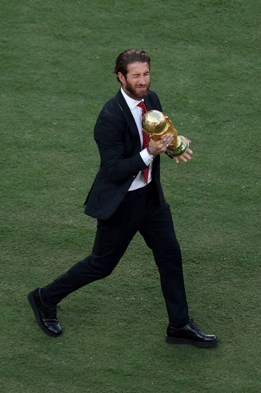 Ferrari cũ vẫn là Ferrari, Sergio Ramos có 40 tuổi vẫn nét