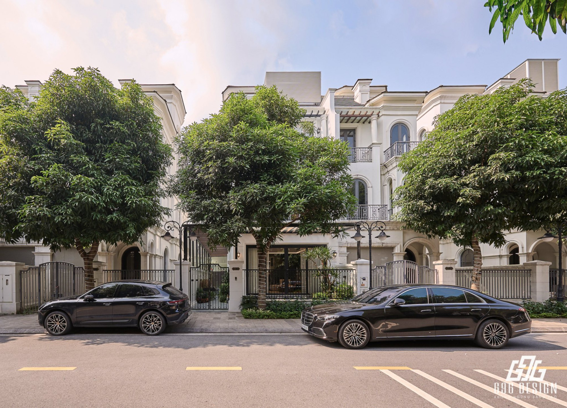Tiểu thư Hà Thành ngồi Rolls-Royce theo chồng về dinh: Giờ sống trong biệt thự triệu đô sang xịn, đẻ 1 con rồi vẫn trẻ xinh