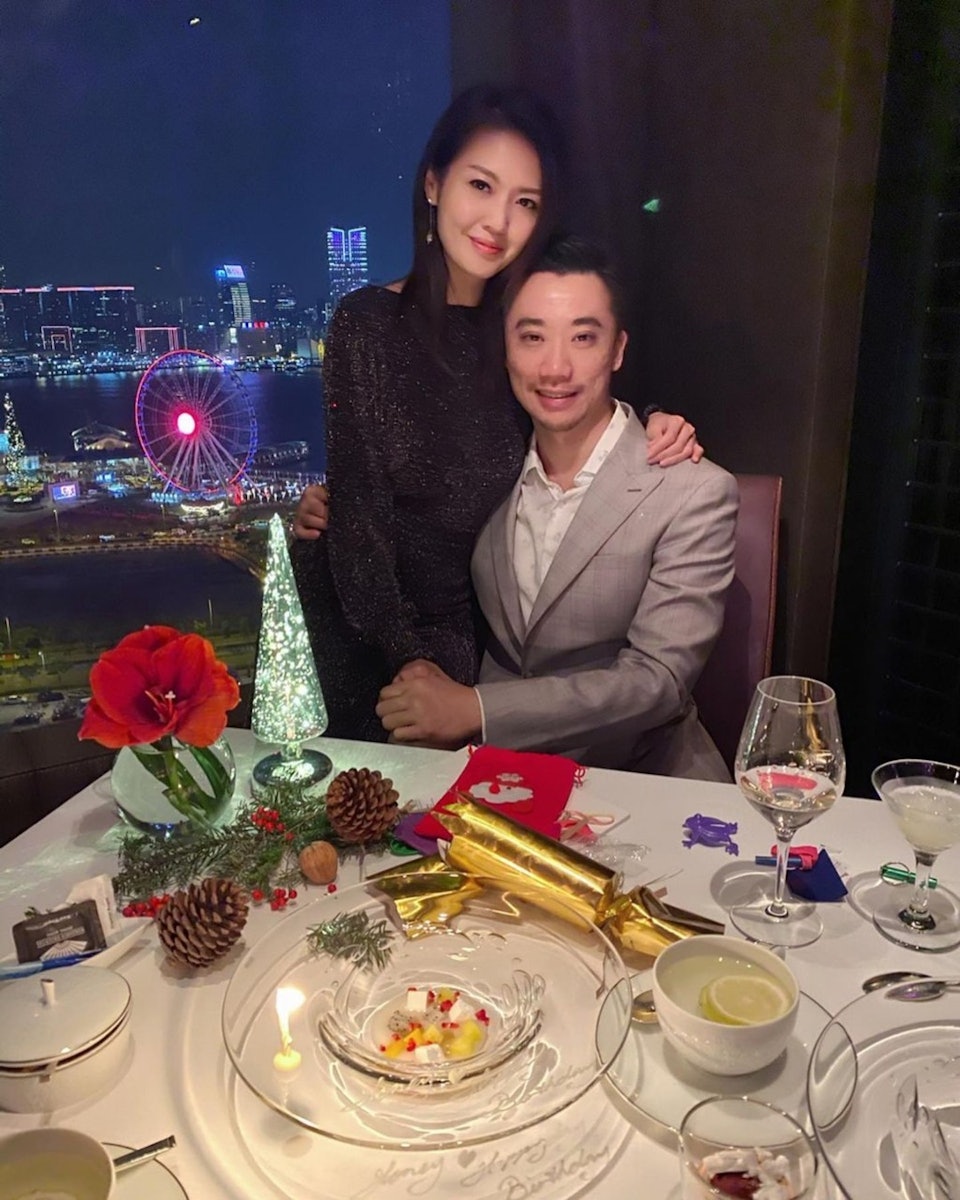 Bạn trai tỷ phú nhiều lần dính nghi vấn ngoại tình, trong đó