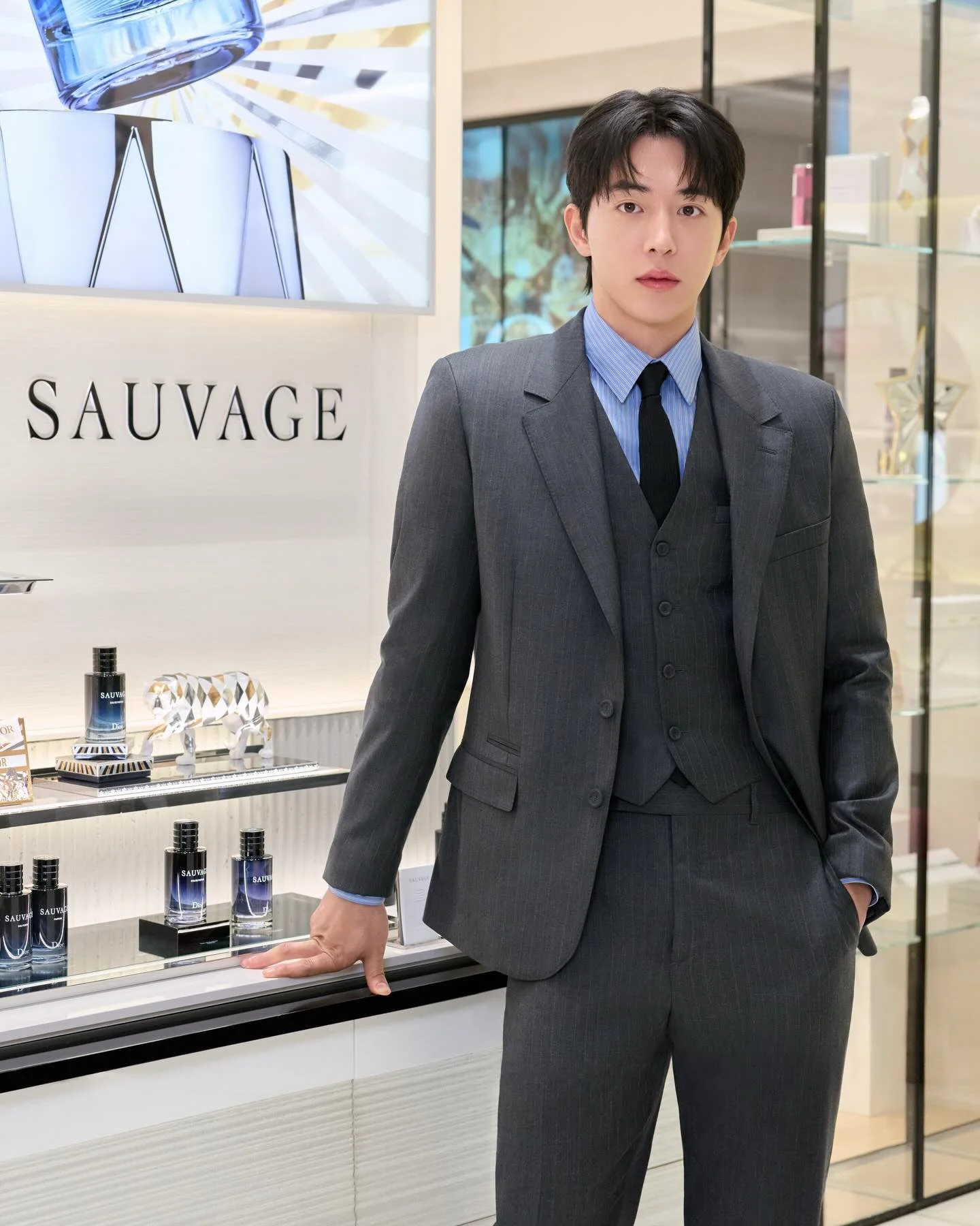Với Nam Joo Hyuk, Dior sẵn sàng chờ đợi.