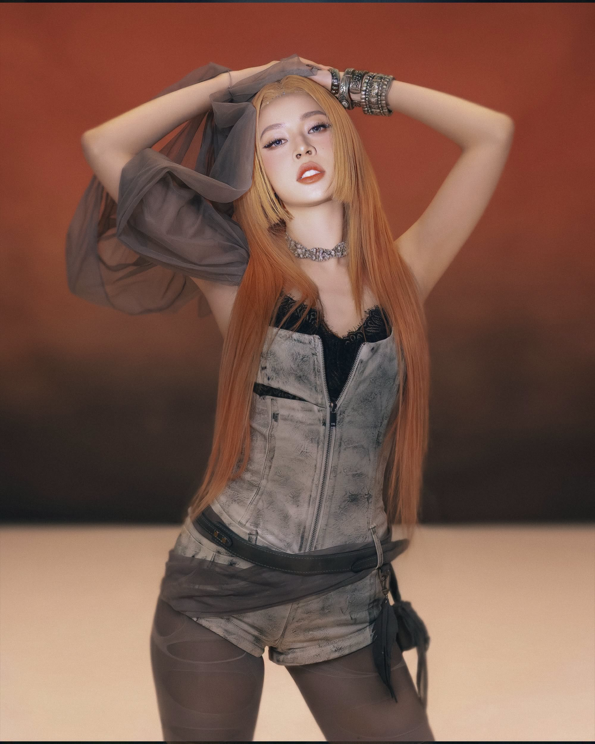 Chi pu vừa trở lại với album đầu tay - EXs