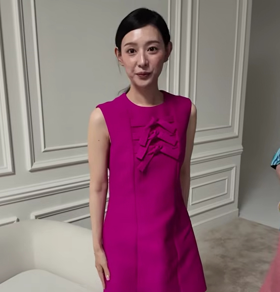 Không thể nhận ra Kim Ji Won nữa, nhan sắc hiện tại gây hoang mang tột độ