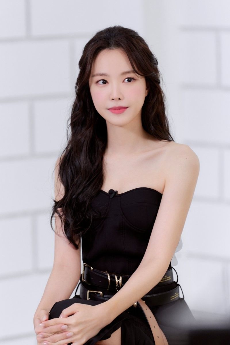 Son Naeun rời Apink sau 11 năm để tập trung vào con đường diễn xuất