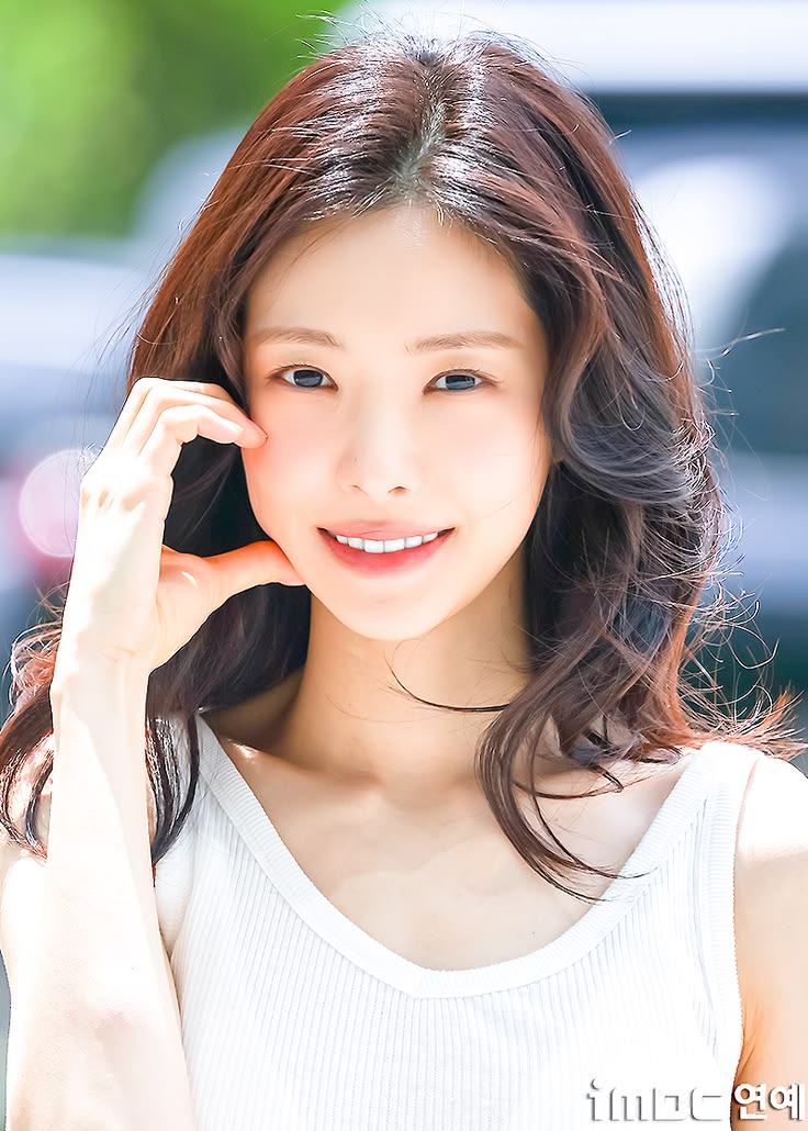 Chia sẻ mới đây của Son Naeun đang thu hút sự chú ý