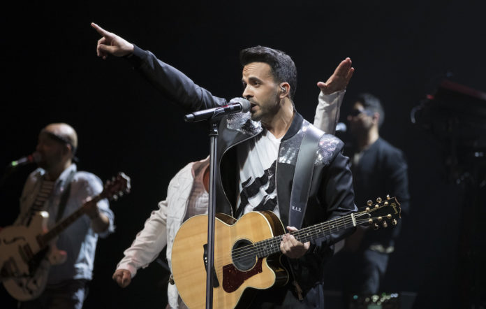 Despacito đã tạo cú hích khiến hãng đĩa và nghệ sĩ quốc tế nhìn nhạc Latin như một phần trung tâm của thị trường toàn cầu