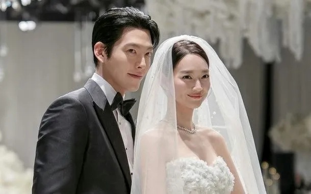 Người duy nhất được Lee Min Ho công khai thừa nhận đẹp hơn mình
