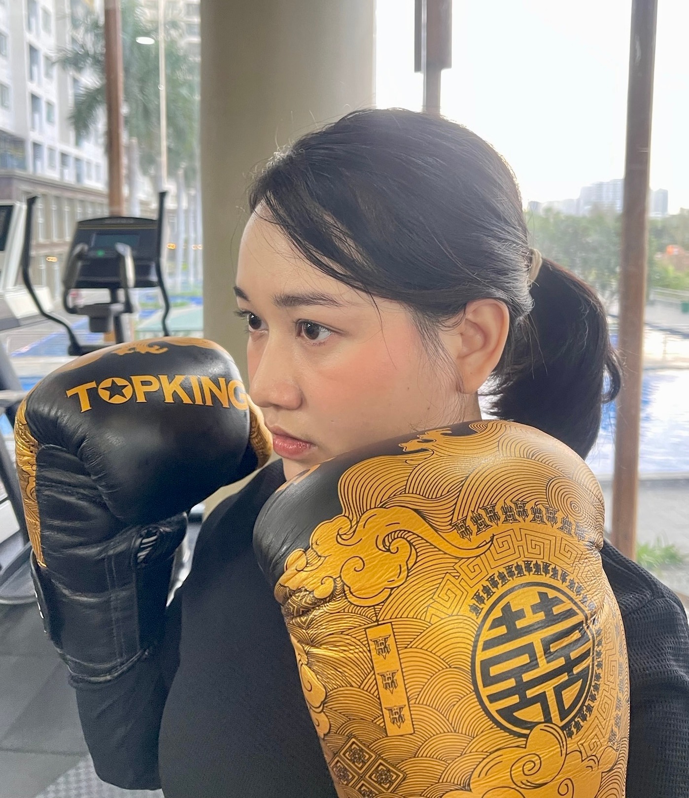 Ngọc nữ Vbiz từ đỉnh cao rơi xuống vực thẳm vì tăng 30kg, biến mất khỏi showbiz bây giờ ra sao?