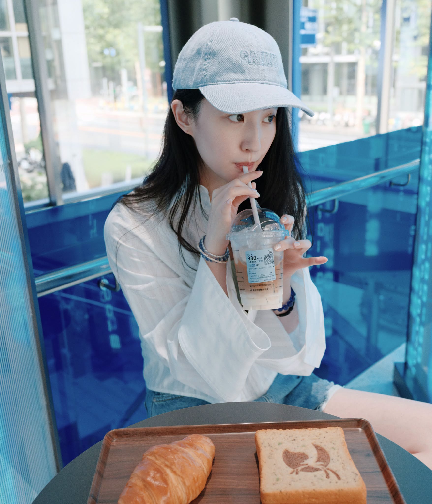 Lưu Diệc Phi lên No.1 Hot Search nhờ làn da đẹp như AI render: Camera cận mặt chỉ càng chứng minh đẳng cấp