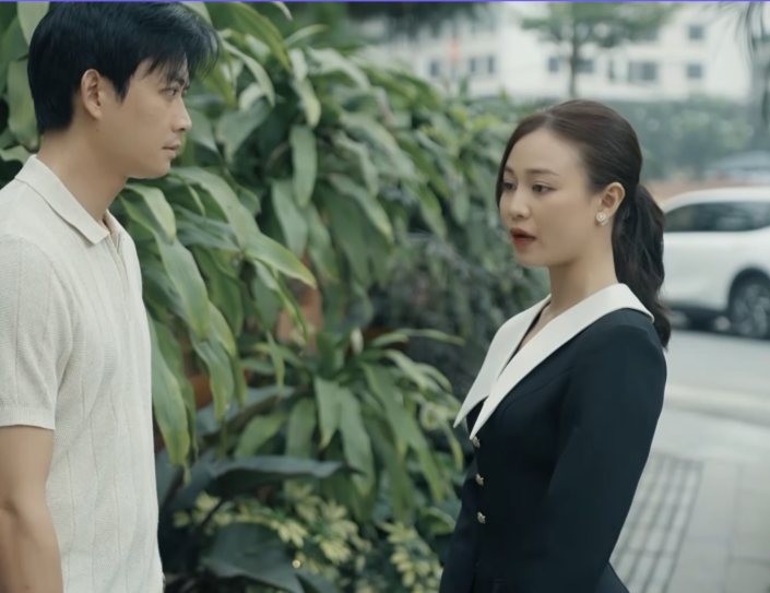 Diệu đưa địa chỉ của Trang cho Dương