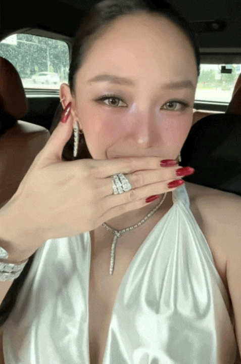 Nam ca sĩ khiến Tóc Tiên “khó nói thành lời”, đẹp trai hát hay mà cứ nhảy thì cả MXH chế 